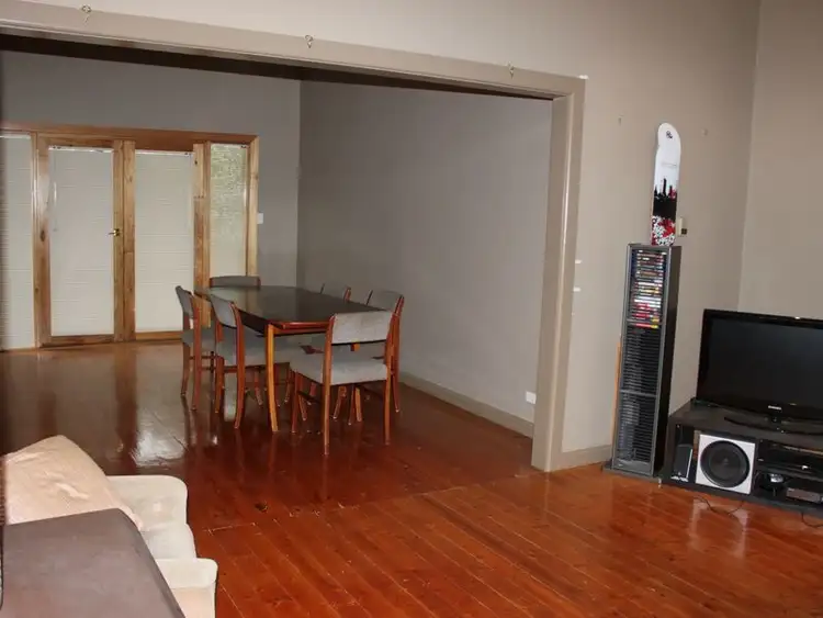 Fourth view of Homely house listing, 5 Briggs Court, Alexandra VIC 3714