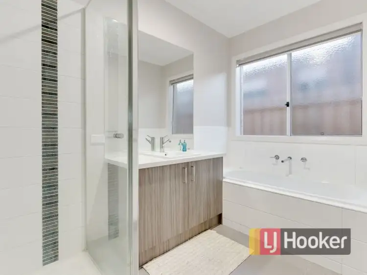 Fifth view of Homely house listing, 9 Fern Street, Officer VIC 3809