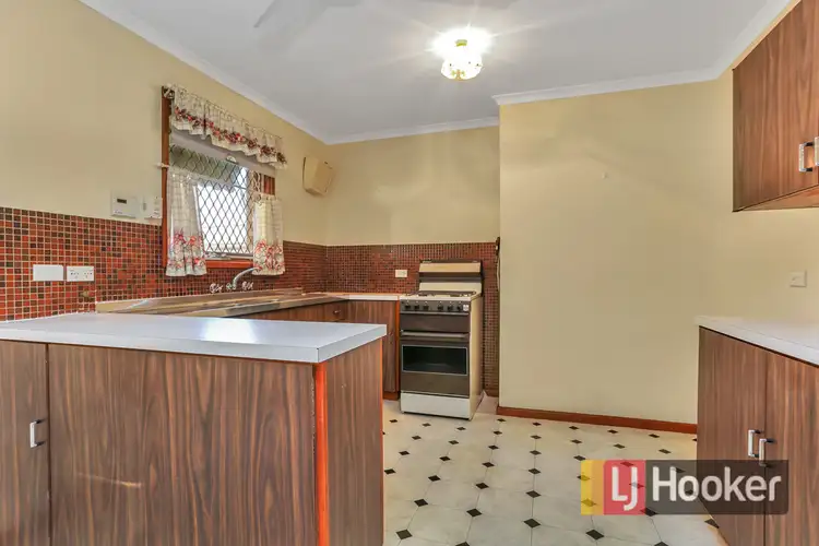 Fourth view of Homely house listing, 7 Yera Court, Munno Para SA 5115