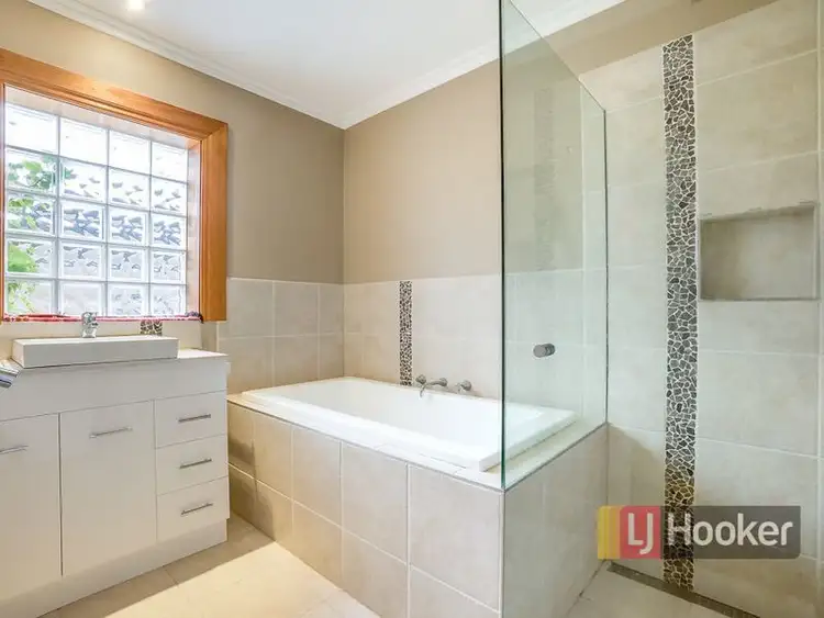 Seventh view of Homely house listing, 20 Palmer Court, Hoppers Crossing VIC 3029