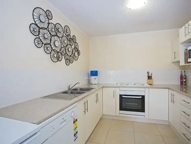 Fifth view of Homely unit listing, 4/83 Queen Street, Southport QLD 4215