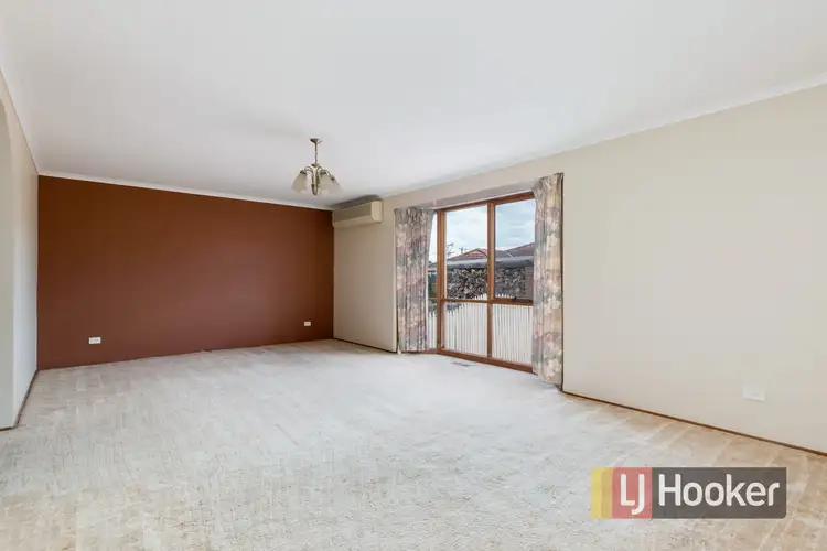 Second view of Homely house listing, 6 Damien Court, Pakenham VIC 3810