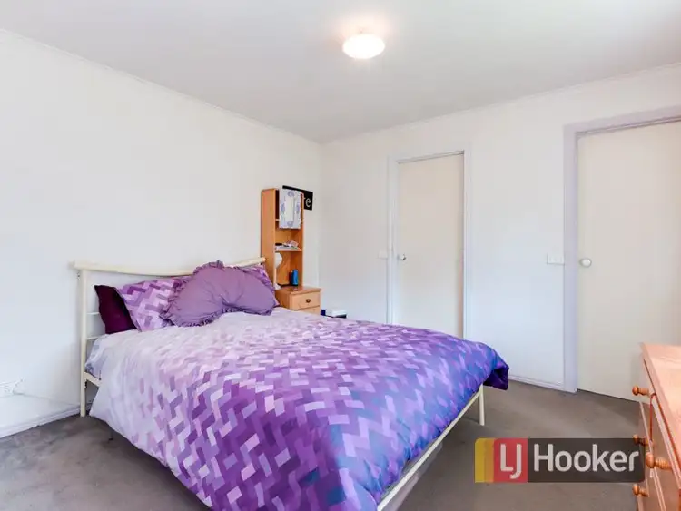 Sixth view of Homely house listing, 10 Newbury Court, Carrum Downs VIC 3201