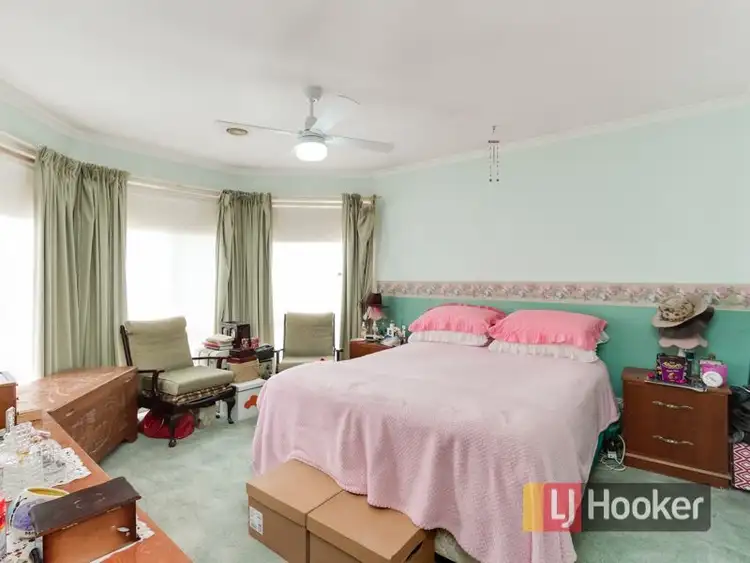 Fourth view of Homely house listing, 3 Jamie Mews, Berwick VIC 3806