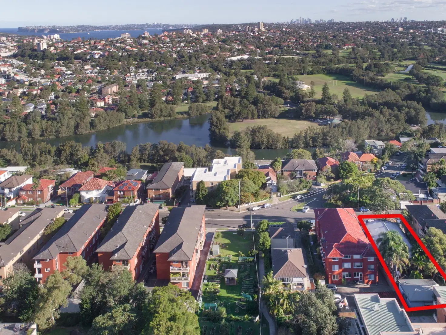 Main view of Homely block of units listing, 5 Dalley Street, Queenscliff NSW 2096
