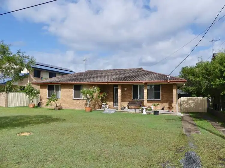11 Hawaii Avenue, Forster NSW 2428
