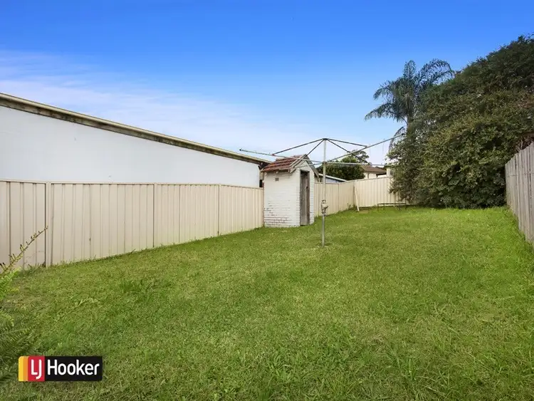 Fifth view of Homely unit listing, 2/20 Allan Street, Port Kembla NSW 2505