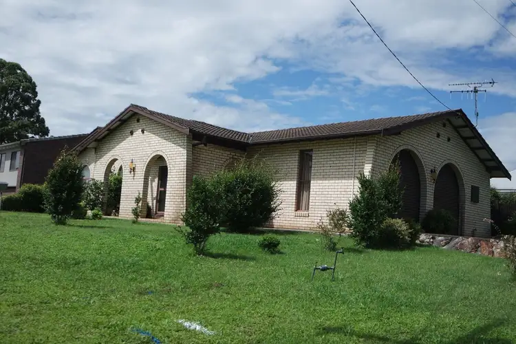 22 Appletree Street, Wingham NSW 2429