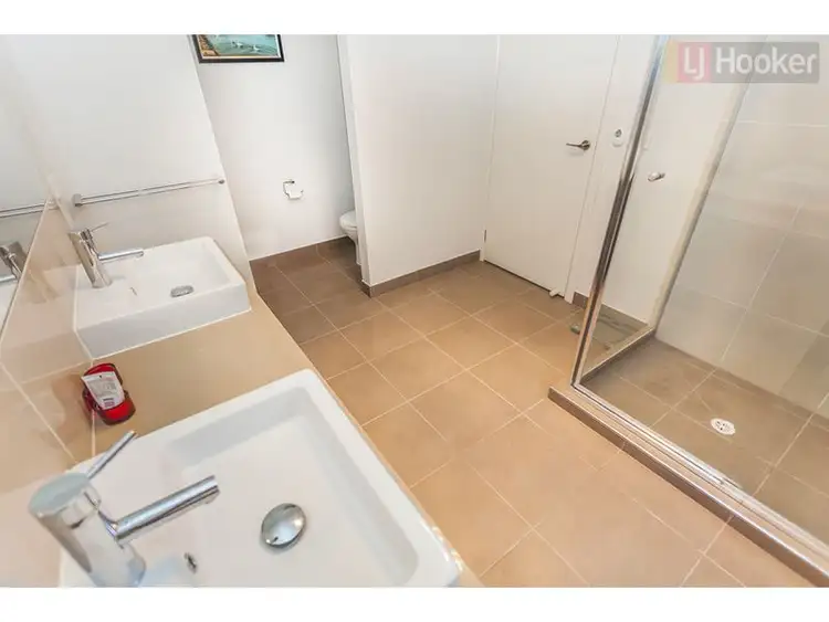 Sixth view of Homely house listing, 9 Baronial Way, Craigieburn VIC 3064