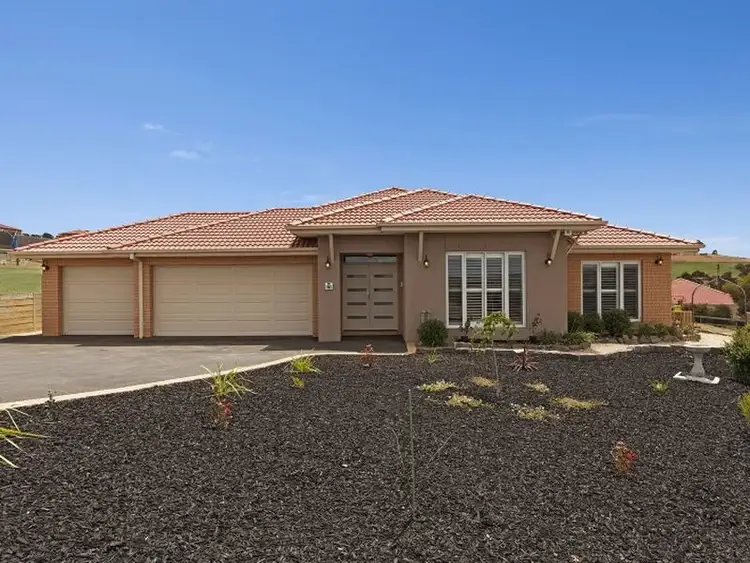 Second view of Homely house listing, 4 Cortona Close, Hidden Valley VIC 3756