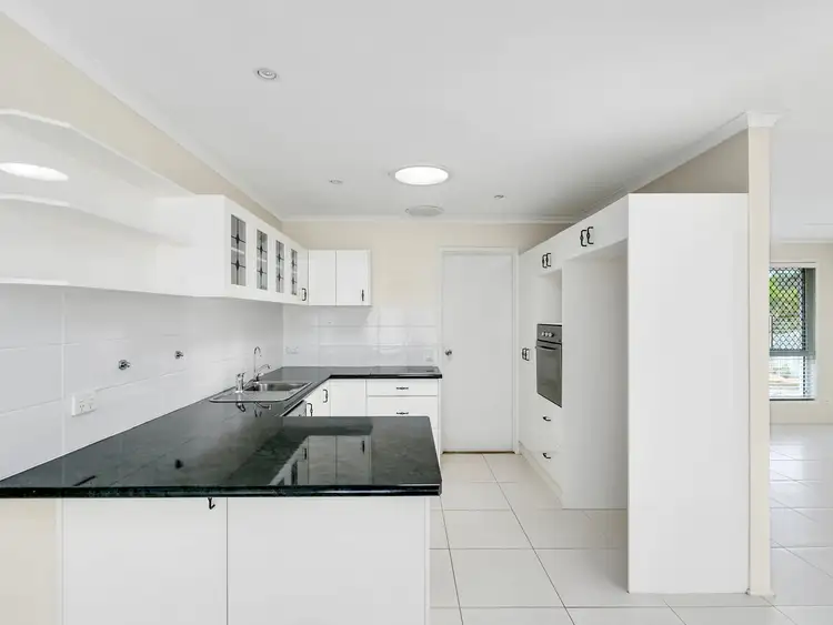 Fifth view of Homely semi-detached listing, 2/2 Hollywood Place, Oxenford QLD 4210