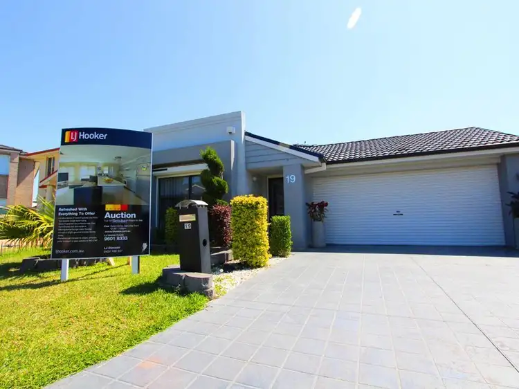 19 Larne Street, Prestons NSW 2170