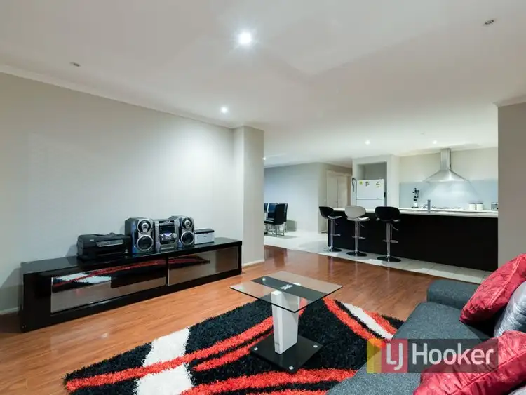 Seventh view of Homely house listing, 4 Faldo Place, Cranbourne North VIC 3977
