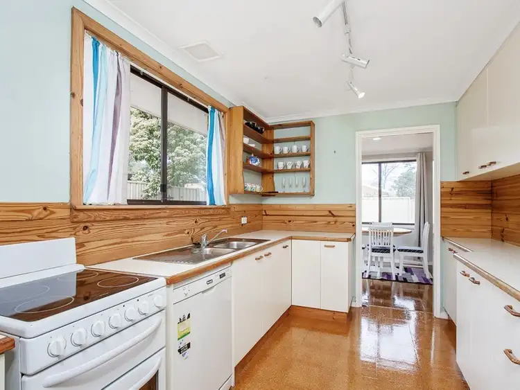 Fourth view of Homely house listing, 1 Berghofer Court, Charnwood ACT 2615