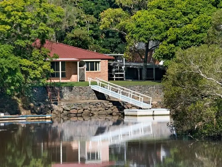 3 Riversleigh Road, Beachmere QLD 4510