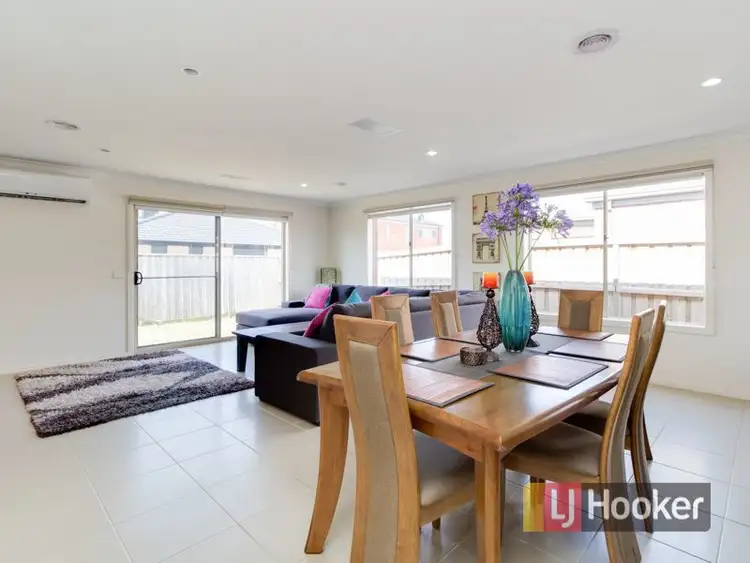 Sixth view of Homely house listing, 8 Olivebank Crescent, Cranbourne North VIC 3977