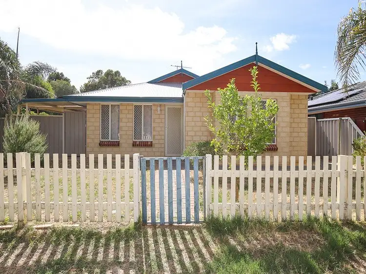 19 John St, Midland WA 6056