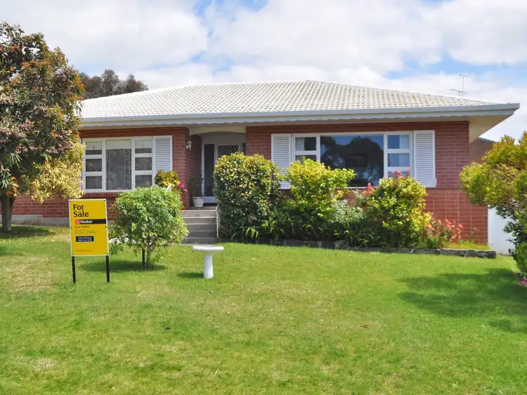 9 Clair Avenue, Encounter Bay SA 5211