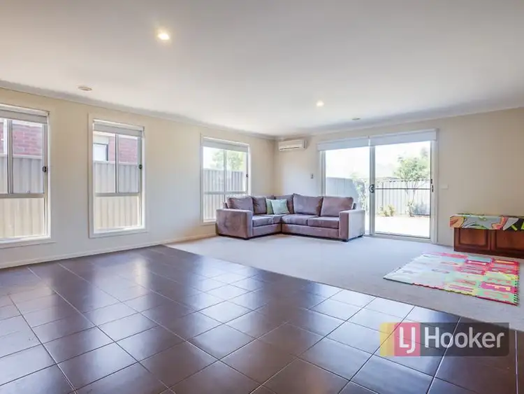 Second view of Homely house listing, 5 Circuit Way, Truganina VIC 3029