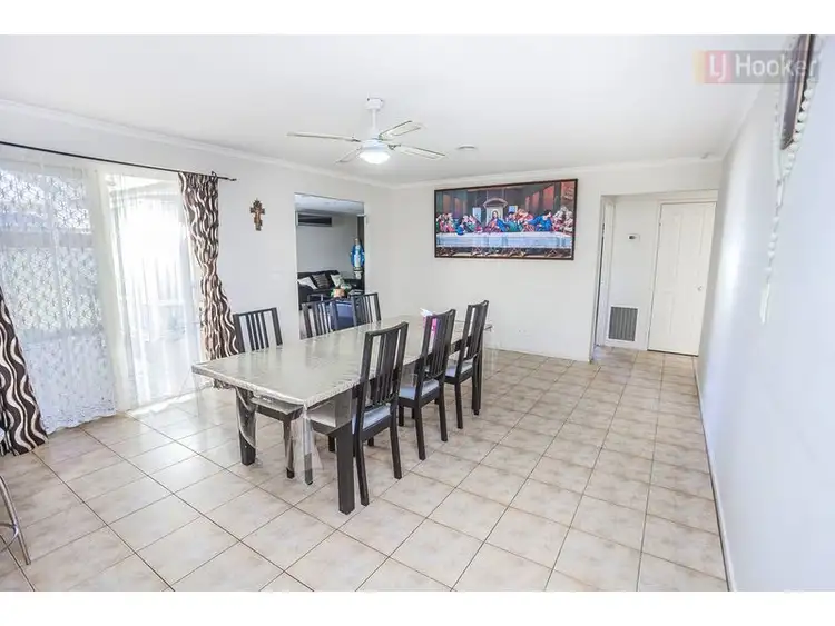 Sixth view of Homely house listing, 8 Bertrand Court, Craigieburn VIC 3064