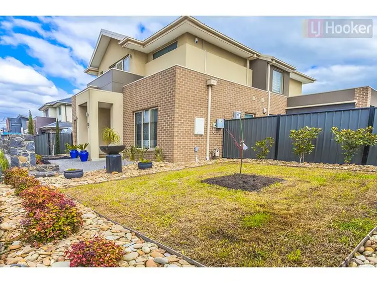 Second view of Homely house listing, 41 Mallard Cct, Craigieburn VIC 3064