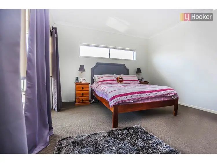 Fifth view of Homely house listing, 25 Baronial Way, Craigieburn VIC 3064