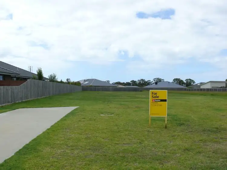 5 Wisteria Place, Paynesville VIC 3880