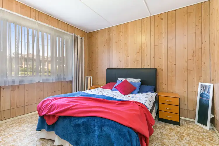 Fifth view of Homely house listing, 41 Lurnea Crescent, Valentine NSW 2280