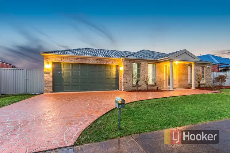 9 Willowbank Pocket, Pakenham VIC 3810