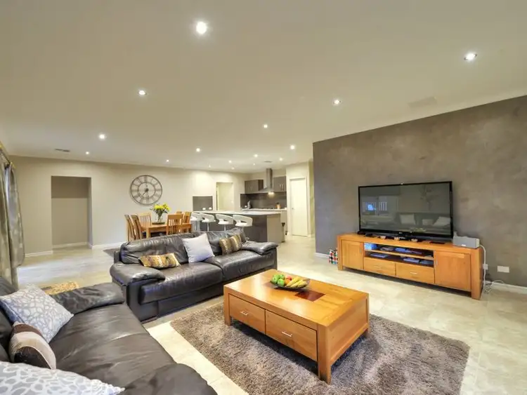 Fifth view of Homely house listing, 6 Splendens Turn, Halls Head WA 6210
