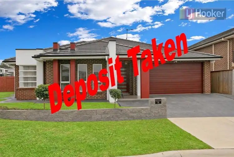 18 Burringoa Crescent, Colebee NSW 2761