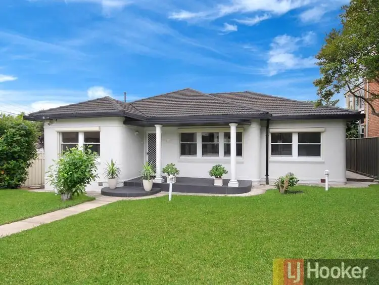 82 Stoney Creek Road, Beverly Hills NSW 2209
