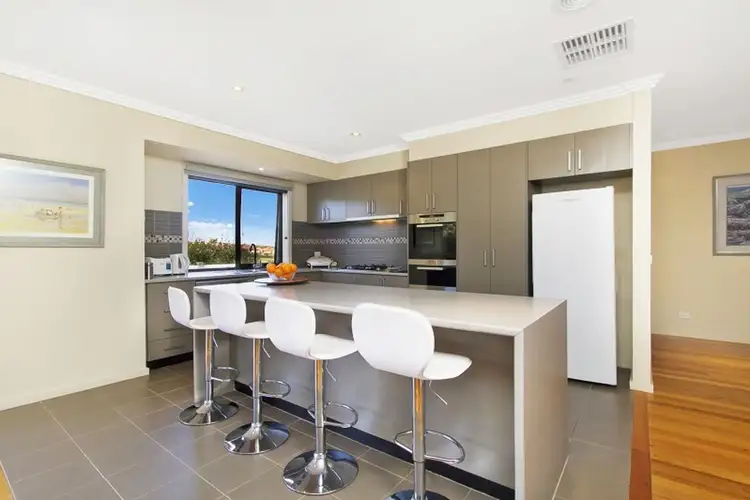 Sixth view of Homely house listing, 2 The Outlook, Hidden Valley VIC 3756