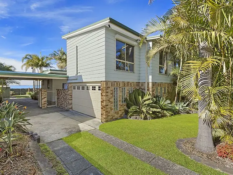 Second view of Homely house listing, 307 Lakedge Avenue, Berkeley Vale NSW 2261