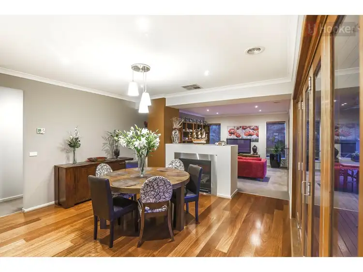 Seventh view of Homely house listing, 2 Warrawong Court, Craigieburn VIC 3064