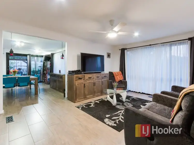 Second view of Homely house listing, 4 Barker Court, Endeavour Hills VIC 3802