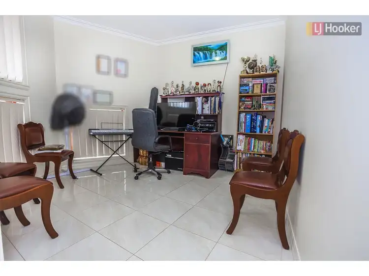 Fifth view of Homely house listing, 16 Garonne Circuit, Roxburgh Park VIC 3064