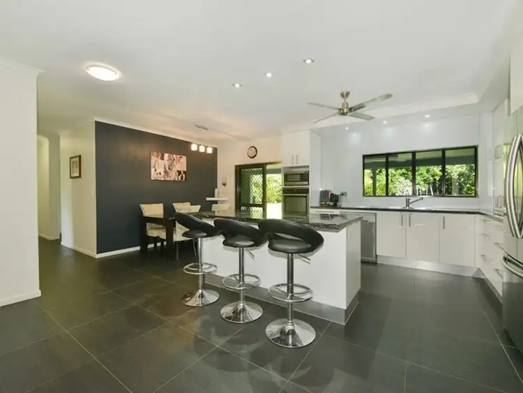52 Hobson Drive, Brinsmead QLD 4870