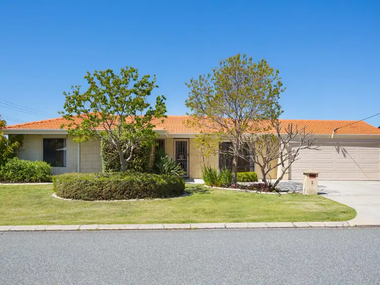2 McFarlane Close, Willetton WA 6155