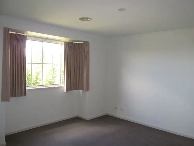 Seventh view of Homely house listing, 25 Charlton Place, Bairnsdale VIC 3875