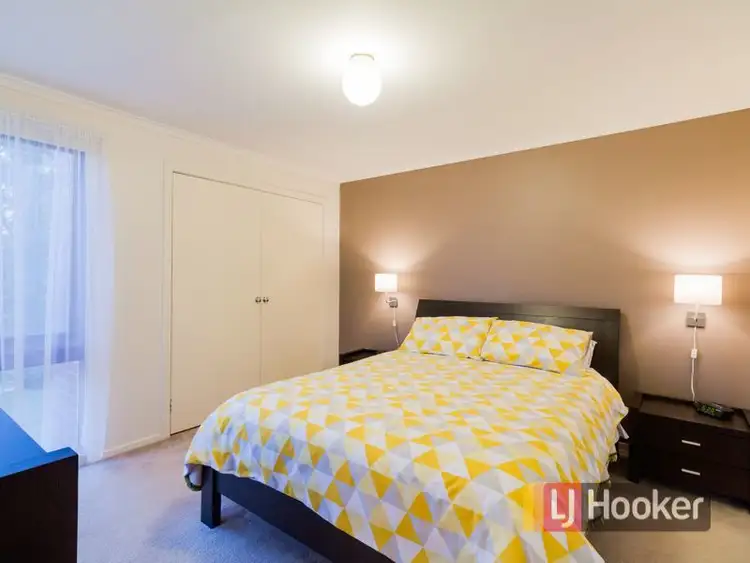 Sixth view of Homely house listing, 4 Robinvale Court, Endeavour Hills VIC 3802