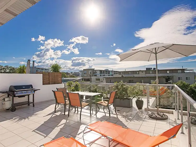 Third view of Homely unit listing, 14/31-33 Sturdee Parade, Dee Why NSW 2099