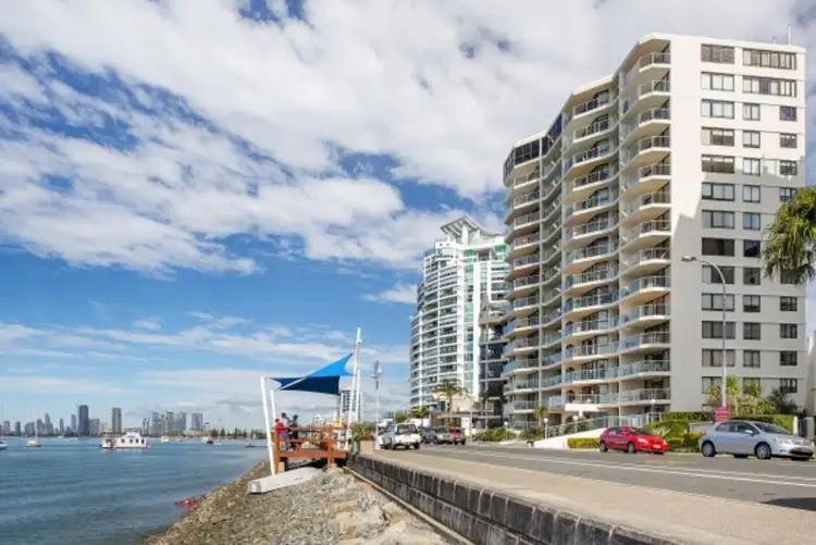 19/316-318 Marine Parade, Labrador QLD 4215