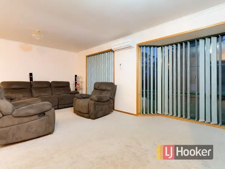 Fifth view of Homely house listing, 11 Ashton Rise, Narre Warren South VIC 3805