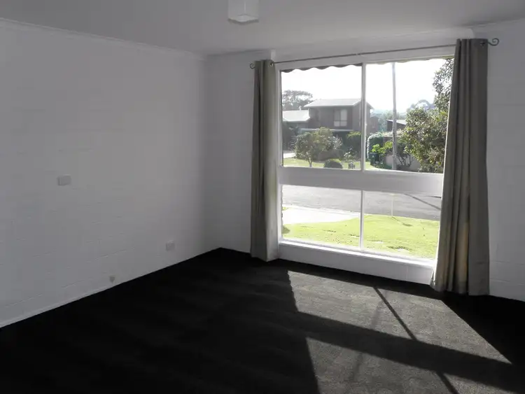 Sixth view of Homely house listing, 6 Uringa Close, Lake Bunga VIC 3909