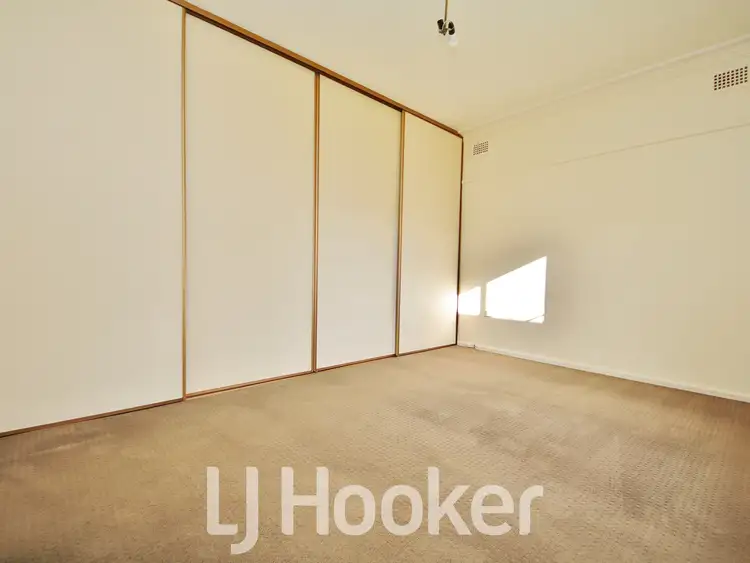 Sixth view of Homely house listing, 32 Esrom Street, West Bathurst NSW 2795