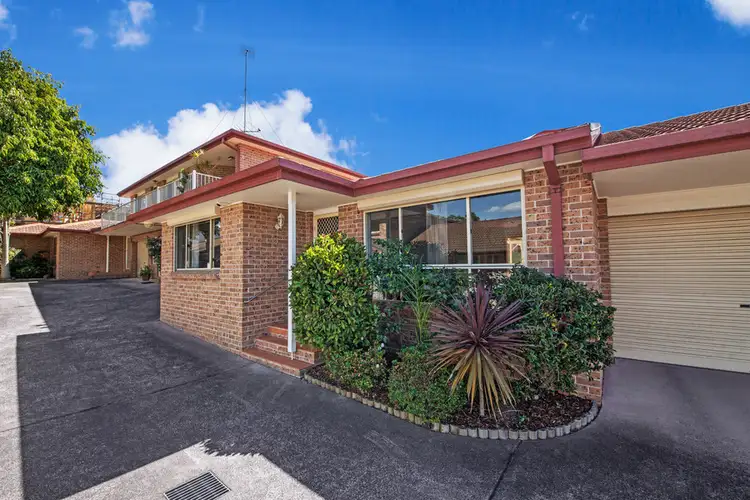 Main view of Homely villa listing, 2/34 Boronia Street, East Gosford NSW 2250