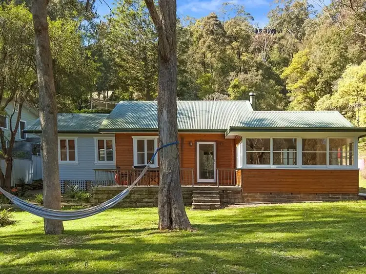 Fifth view of Homely house listing, 32 Coasters Retreat, Coasters Retreat NSW 2108