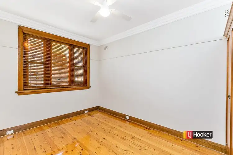 Fifth view of Homely apartment listing, 4/352 Livingstone Road, Marrickville NSW 2204