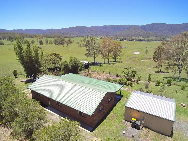 772 Sandy Creek Road, Sandy Creek QLD 4515
